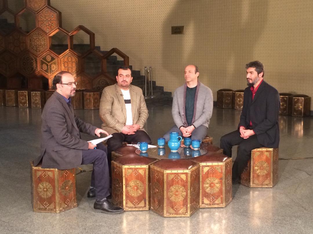 دکتر مهرداد رایانی مخصوص در «شب تئاتر» مطرح کرد: شورای ارزشیابی و نظارت، موجب خود سانسوری هنرمندان/ فخر موسوی: مصوبه شورای عالی انقلاب فرهنگی نیاز به بازنگری دارد